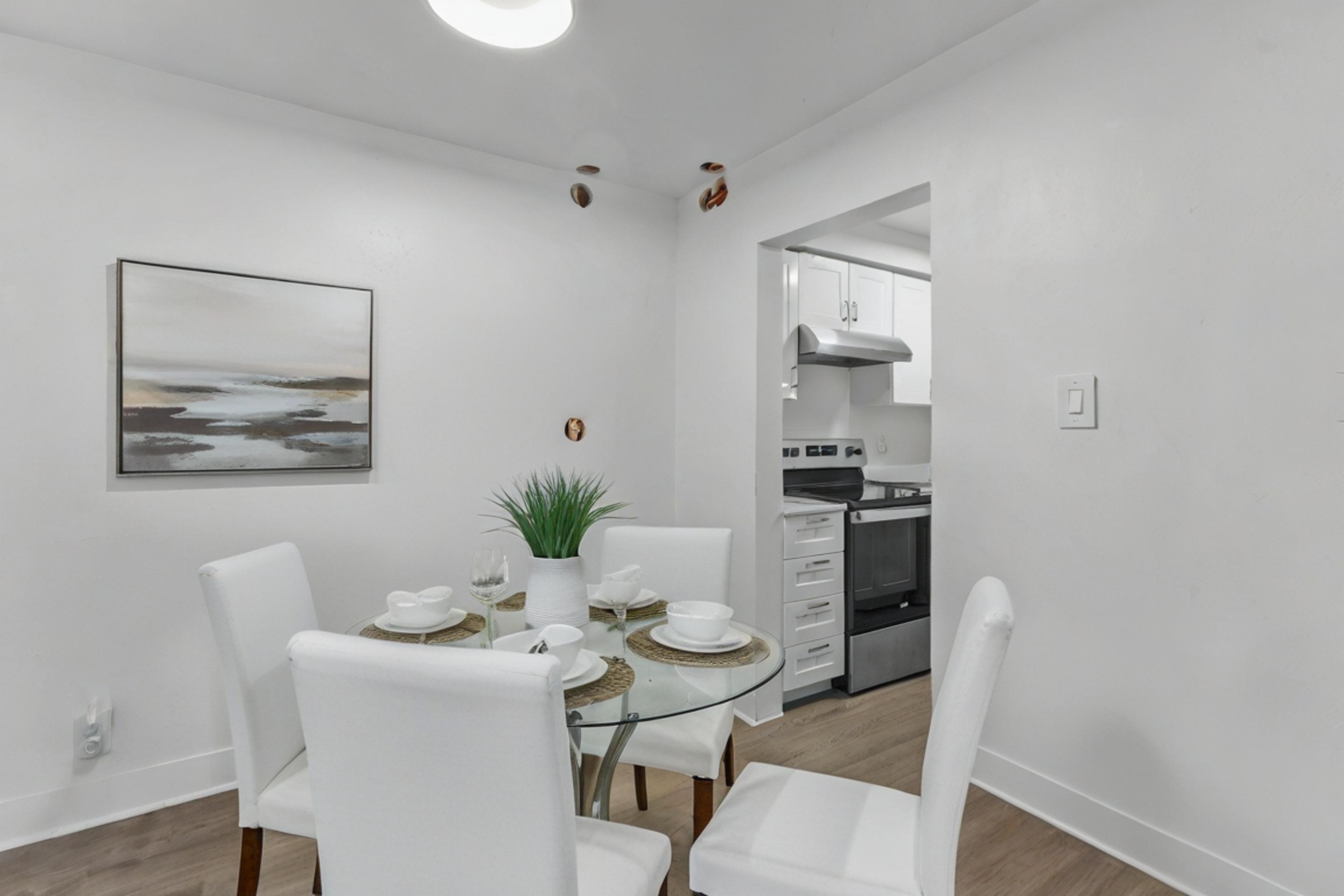4865 Bourret - 306
