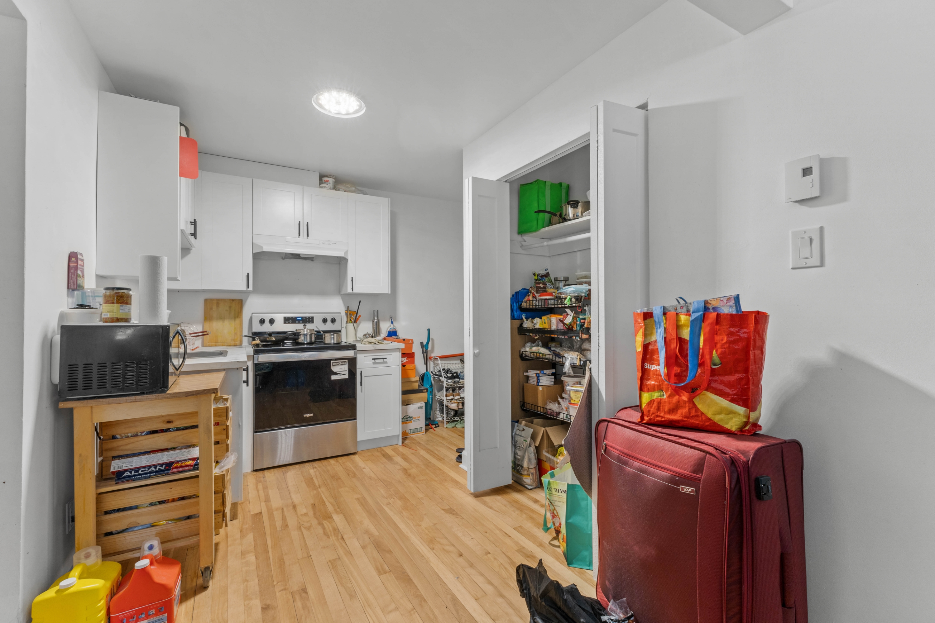 4865 Bourret - 104