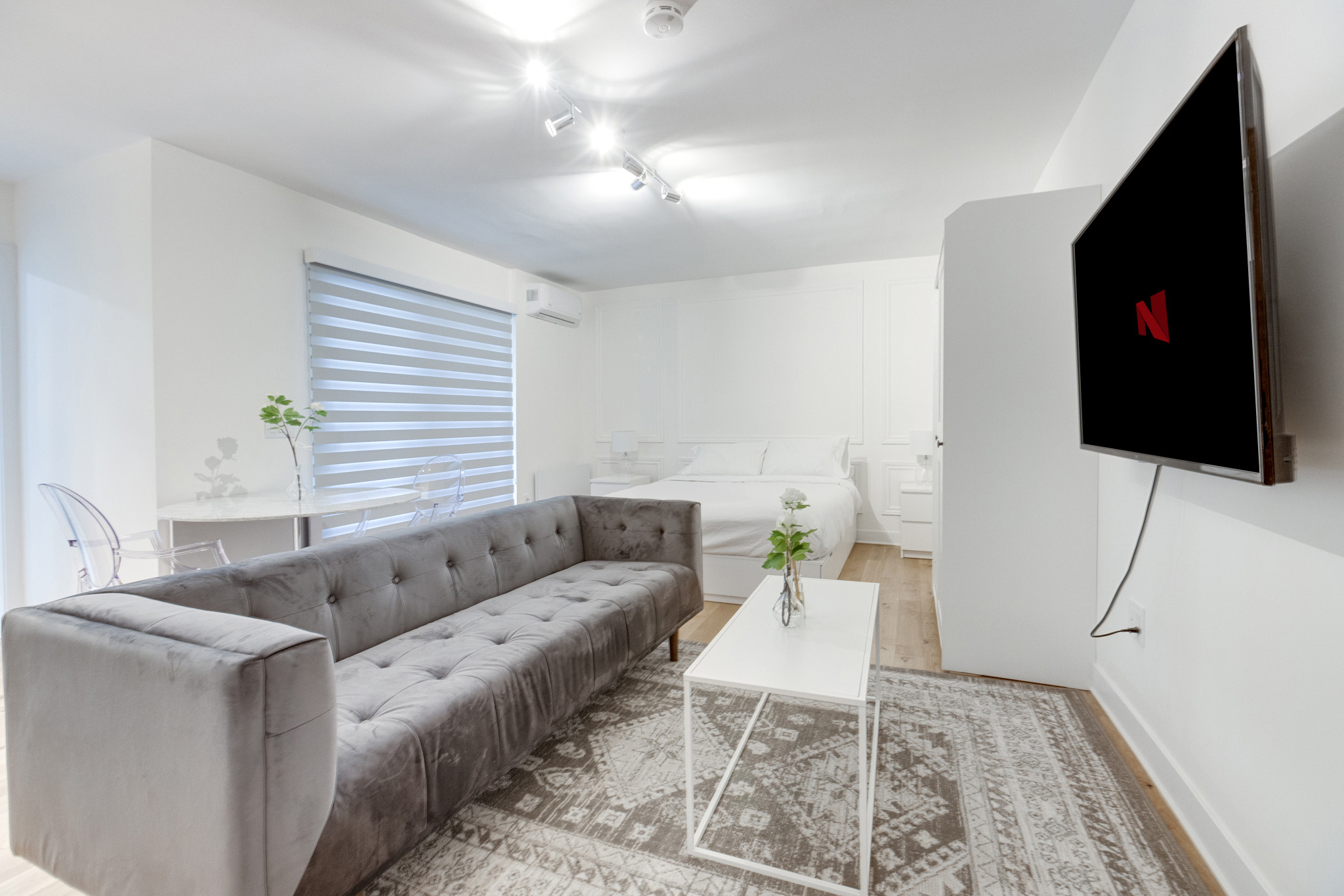 1755 Rue Saint-Denis - 4B